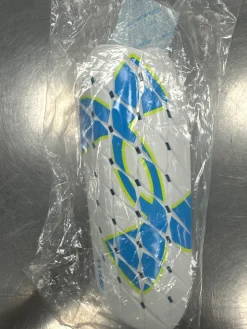 NEW Under Armour ARMOUR SHADOW Soccer Shin Guards Adult White LG