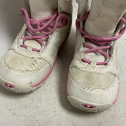 Used 5150 Girls Snowboard Boots White Junior 05