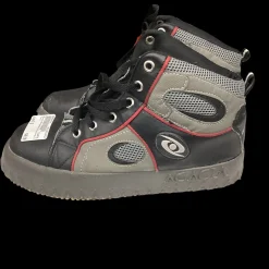 Used Acacia Broomball/Curling Shoes Senior 10