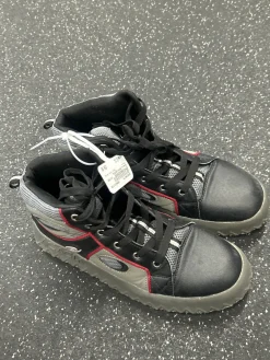 Used Acacia GRIP-INATOR Broomball/Curling Shoes Senior 12