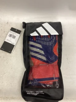 Used Adidas PREDATOR GOALIE GLOVE Soccer Goalie Gloves None 7
