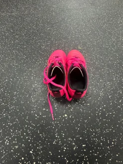 Used Adidas Soccer Cleats Pink Junior 01.5