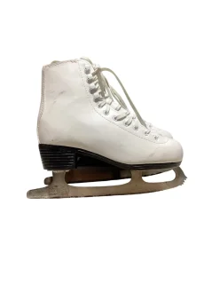 Used American Athletic CLASSIC Girls Figure Skate White Junior 05