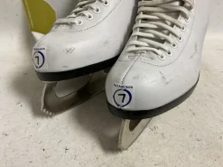 Used AMERICAN Women's Figure Skates White Senior 7