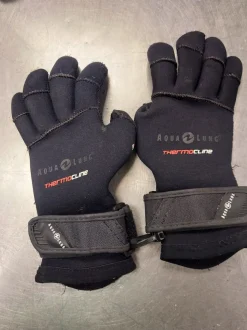 Used Aqua Lung 3MM XS Wetsuit Gloves