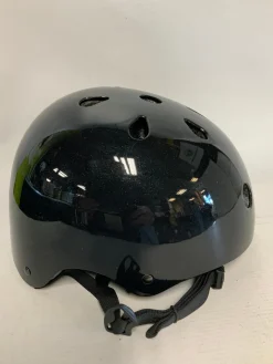 Used ARMOR HELMET MD Youth Skateboard Helmets