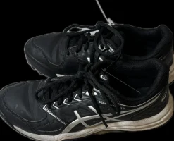 Used Asics FH Cleats Black Senior 7