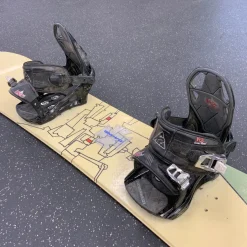 Used Avalanche SOL SERIES Mens Board/Bindings Yellow 150 cm