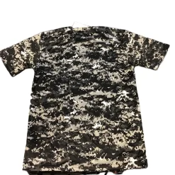 Used Badger Men's Medium Camo Shirt