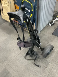Used Bag Boy LITE PULL CART Golf Cart 2 Wheel