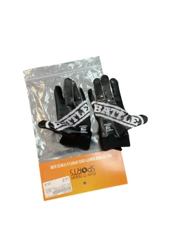 Used Battle Sports BLACK RECEIVER FB Gloves Black SM
