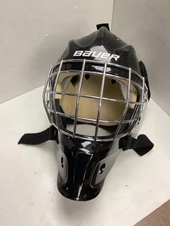 Used Bauer BLACK GOALIE MASK St Hockey Goalie Helmet Black MD