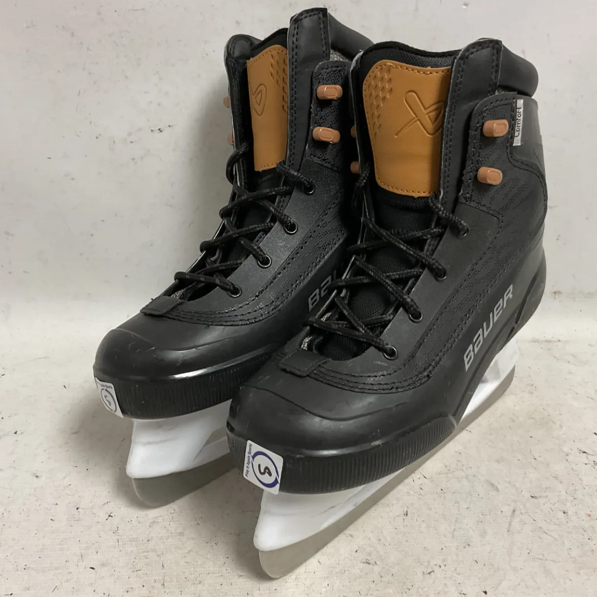 Used Bauer COLORADO Mens Softboot Skate Black Senior 5