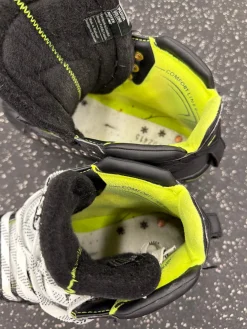 Used Bauer ELITE Senior Goalie Skate Senior 7.5