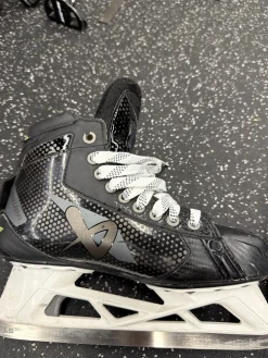 Used Bauer ELITE Senior Goalie Skate Senior 7.5