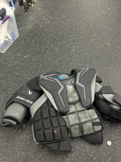 Used Bauer GSX Senior Body Armor MD