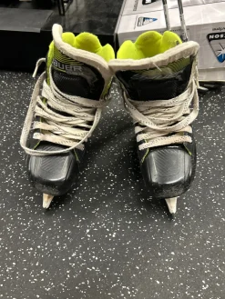 Used Bauer GSX Senior Goalie Skate Senior 6.5