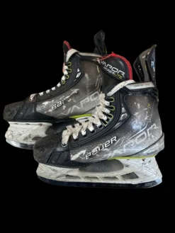 Used Bauer HYERLITE Intermediate Hockey Skate Intermediate 4.0