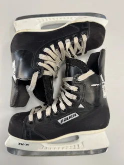 Used Bauer IMPACT 75 Intermediate Hockey Skate Intermediate 5.0