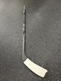 Used Bauer NEXUS 1000 STICK Youth One Piece Left 50 Flex