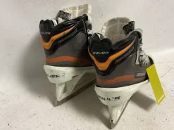 Used Bauer PERFORMANCE Junior Goalie Skate Junior 04