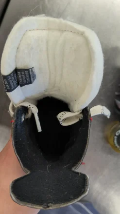 Used Bauer Roller Hockey Skates Black Youth 11.0