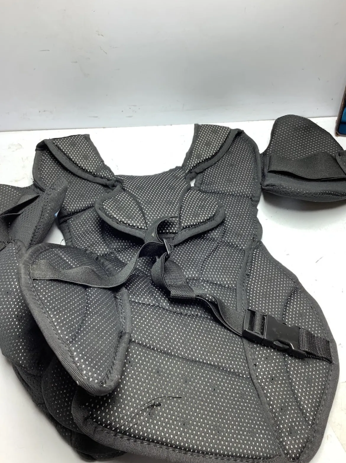 Used Bauer STREET HOCKEY CHEST Street Body Armor Black MD