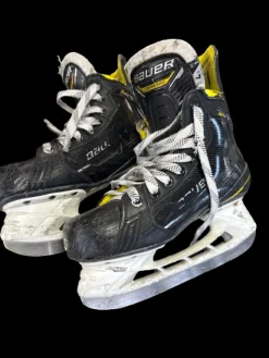 Used Bauer SUPREME M4 Senior Hockey Skate Senior 4.5