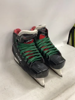Used Bauer VAPOR Intermediate Goalie Skate Intermediate 5.5