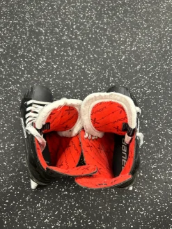 Used Bauer VAPOR SELECT X Intermediate Hockey Skate Intermediate 5.5