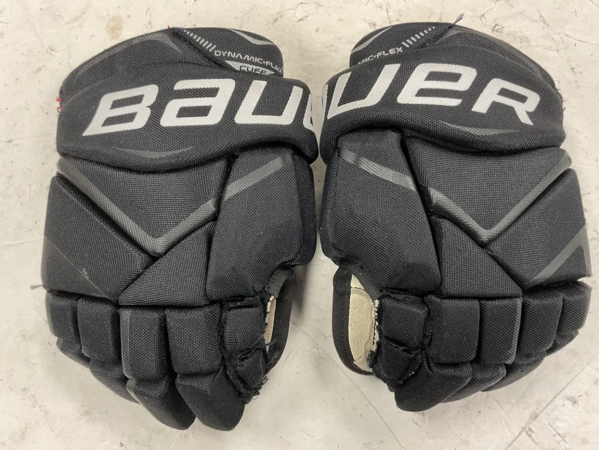 Used Bauer VAPOR X700 Junior Gloves Black And Red 11"