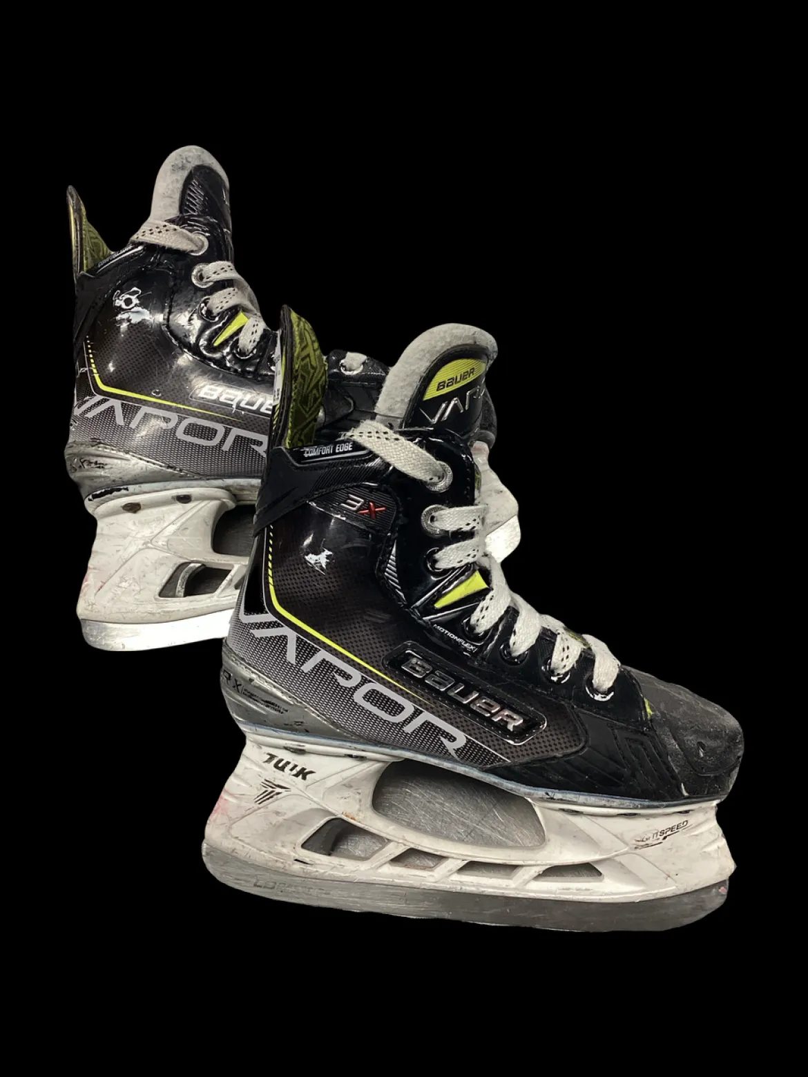 Used Bauer VAPOR 3X Junior Hockey Skate Junior 01.5
