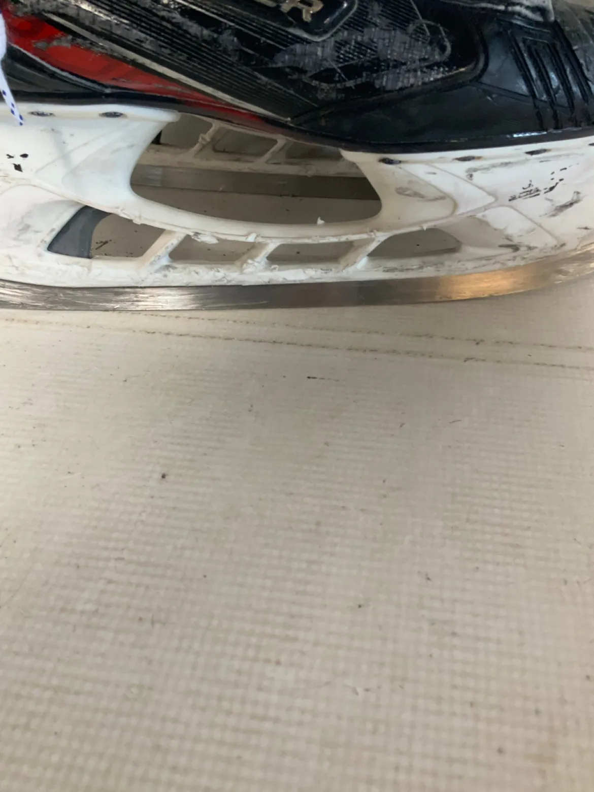 Used Bauer VAPOR 2X Senior Hockey Skate Senior 7