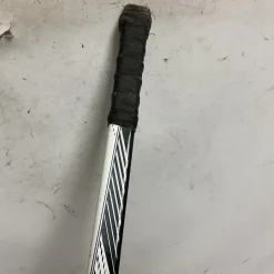 Used Bauer VAPOR X600 Senior One Piece Right White/Black/Red 87 Flex