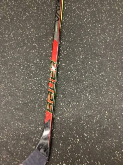 Used Bauer VAPOR Youth One Piece Right 10 Flex