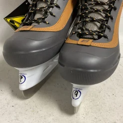 Used Bauer WHISTLER Womens Softboot Skate Brown Senior 9