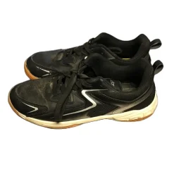 Used BCG Volleyball Shoes Adult Black Senior 10