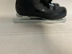 Used BLACK Double Runner Skate Black Youth 13.0