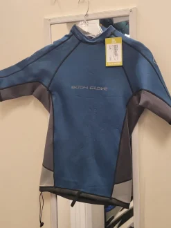Used Body Glove MD Wetsuit Jackets
