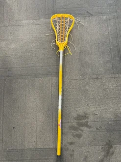 Used BP 60-Z WOMENS LACROSSE STICK Wmn Atk/Mid Complete Stick Yellow