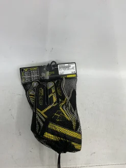 Used Brava BRAVA SOCCER GOALIE GOALS Soccer Goalie Gloves Black 5
