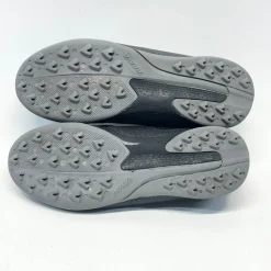 Used Brava Soccer Turf Shoes Black Junior 03.5