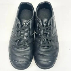 Used Brava Soccer Turf Shoes Black Junior 02.5