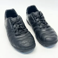 Used Brava Soccer Turf Shoes Black Junior 02.5