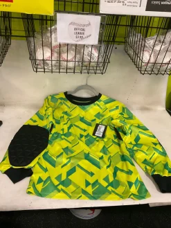 Used Brava YTH LARGE Soccer Top Yth Yellow LG
