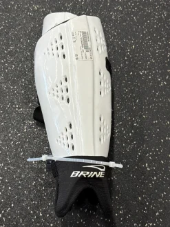 Used Brine SHINGUARDS FH Shin Guards White 12"