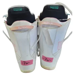 Used Burton CASA BOOTS WOMENS 7 Womens Snowboard Boots White Senior 7