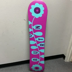 Used Burton CHICKLET BUTTERFLIES Girls Board/Binding Red 125 cm