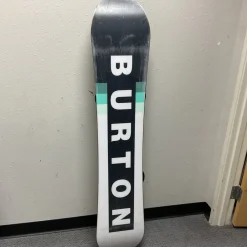 Used Burton CUSTOM S Boys Board/Binding White And Black 145 cm
