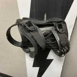 Used Burton CUSTOM S Boys Board/Binding White And Black 145 cm